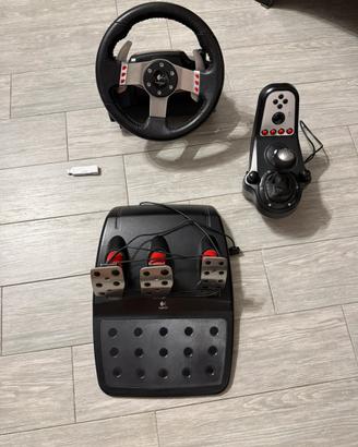 Logitech G27 + adattatore per PS4