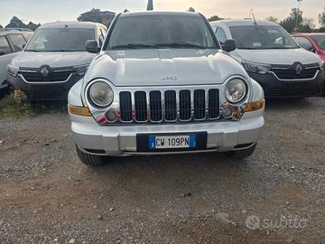 Jeep Cherokee 2.8 CRD Sport