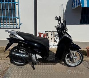 Honda SH 300