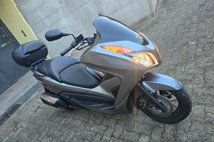 Honda Forza 300