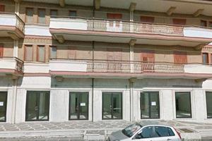 Locale commerciale 120mq via pianodardine avellino