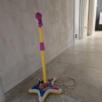 Microfono con asta Me contro Te