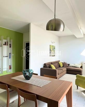 RIF. 602 - AMPIO TRILOCALE RECENTE CON TERRAZZO, B
