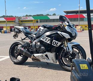 Honda CBR 1000 RR