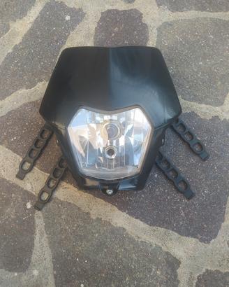 Faro  anteriore  Motard   50/125 cc 