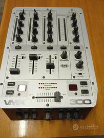 mixer  behringer VMX 300