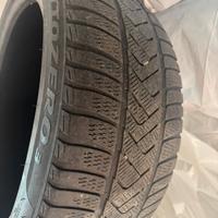 Gomme Pirelli Sottozero 3 255/40/20
