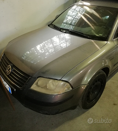Pezzi di ricambio VW Passat 2004