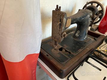 Macchina da cucire singer