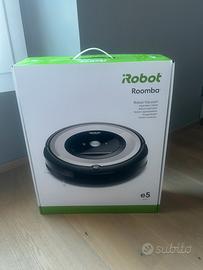 iRobot Roomba - Modello e5 - Robot aspirapolvere