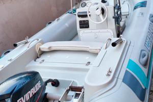 Gommone Motore Carrello 