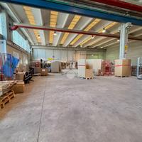 CAPANNONE A OSIO SOTTO