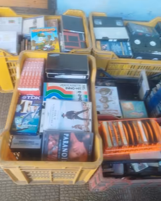 video cassette d.v.d.musicassette 