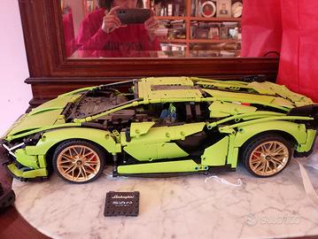 lego macchina