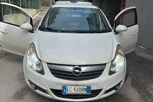 Opel Corsa D 1.3 75CV