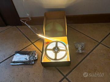 Striscia LED COB Bianco Caldo 5 m 2700K NEW