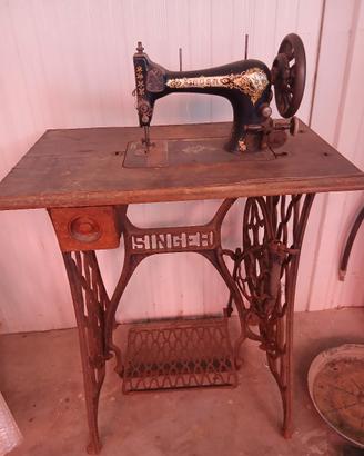macchina cucire vintage