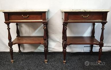 Coppia di comodini in mogano – Primi ‘900