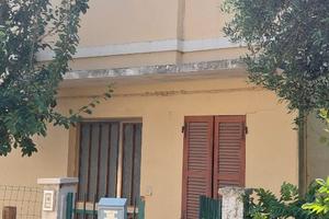 Casa indipendente castello di Montale