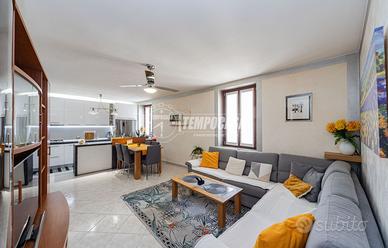 Appartamento a Renate Via Umberto I 3 locali