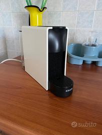 Macchina caffè Nespresso Krups