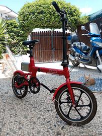 Bicicletta pieghievole elettrica 