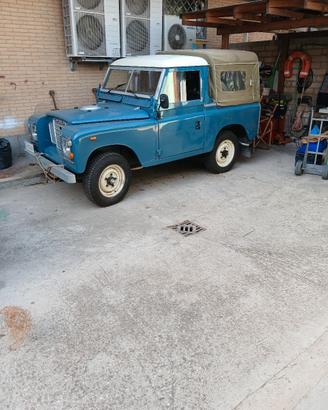 land rover modello 88