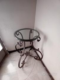 tavolino in ferro battuto 