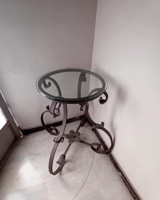 tavolino in ferro battuto 