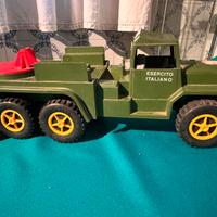 Camion vintage esercito italiano anni 70