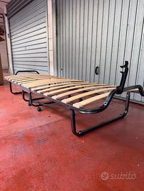 Letto singolo adulto pieghevole con rete a doghe