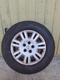  Gomme 215/70 R17 h10  4 stagioni 