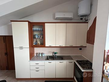 Cucina completa seminuova