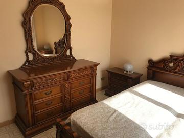 Comò con Specchio Vintage – 8 Cassetti