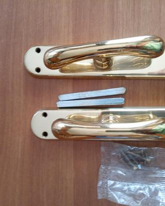 Coppia maniglie finestrao porta finestra 
