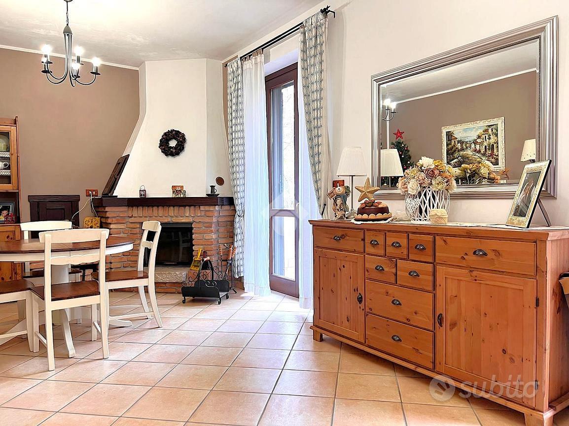 VILLA A SCHIERA A SANTO STEFANO DEL SOLE - Vista 6