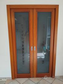 Porta scorrevole a scomparsa