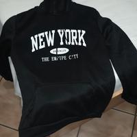 Tolgo felpa perché non mi calza praticamente nuova