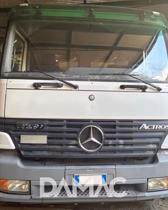 MERCEDES-BENZ ACTROS 1831