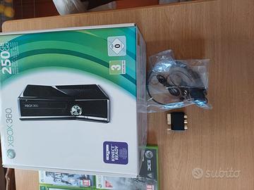 XBOX 360 PERFETTA + N. 7  GIOCHI ECCEZIONALI !!!