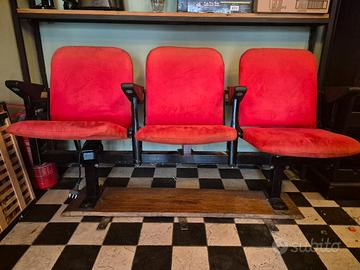 Svendita: poltrone vintage teatro