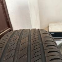 Gomme pneumatici 215/50 R17
