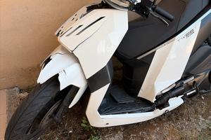 tweet 125 2024 incidentato