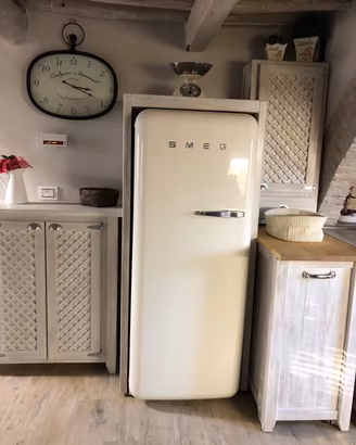 Arredi artigianali in legno shabby chic