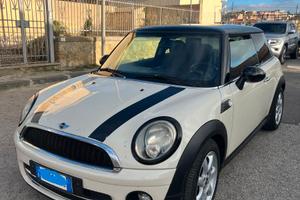 Mini Cooper D 1600 - 110CV-
