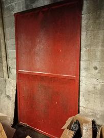porte in ferro molto pesanti alta 226cm. larga 129