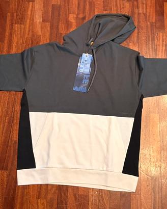Felpa Hoodie Fred Mello con etichetta