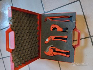 Kit attrezzi per multistrato 