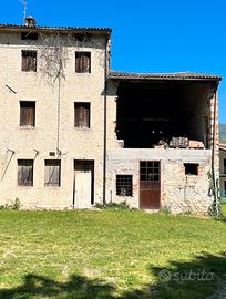 casa indipendente 350 mq