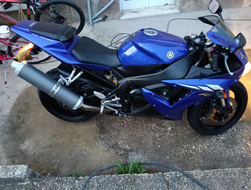 Yamaha R1